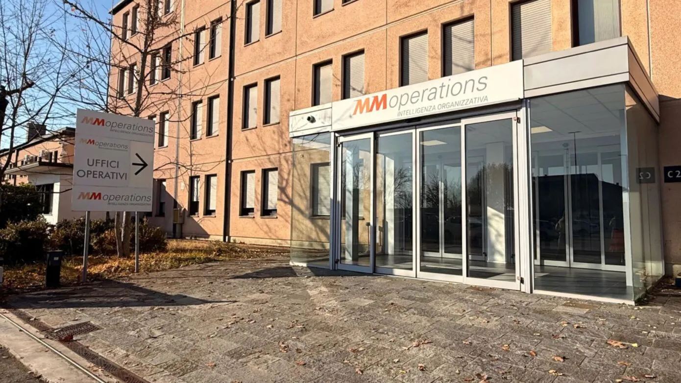 Ingresso principale della sede legale e amministrativa di MM Operations a San Martino in Rio (RE)